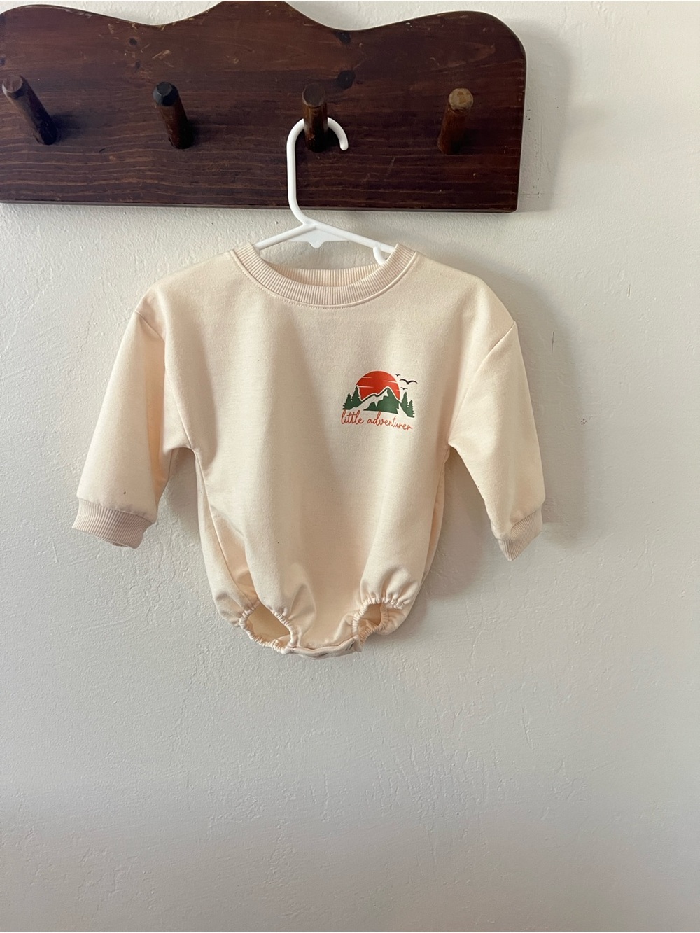 Cream 'Little Adventurer' Kids One-Piece Bodysuit